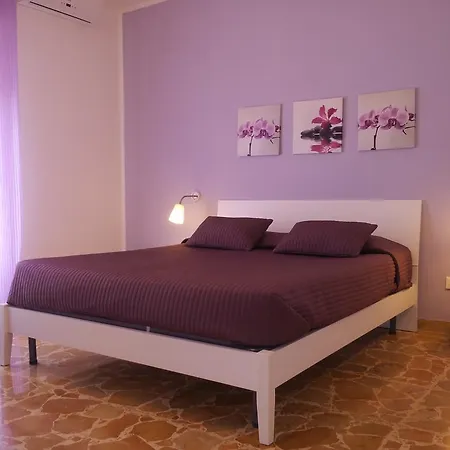 Lorenzo Apartment *