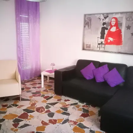 Lorenzo Apartment *